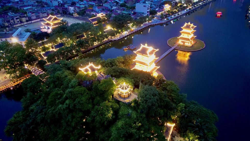 Hoa Lu Ninh Binh